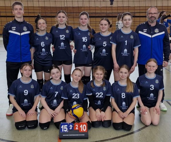 U16-Volleyballerinnen des TSV Plattling entscheiden Heimspielspektakel für sich